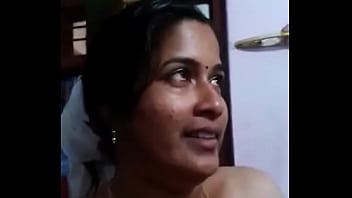 my moms boobs