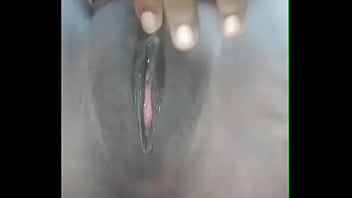 how to put a condom tutorial