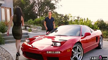 skin diamond singing