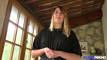 girls like to lick ass