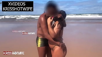 japanese girls making out