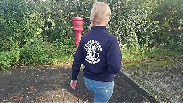 lara croft with horse 4