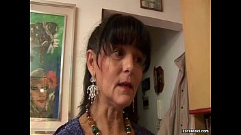 hairy mom creampie