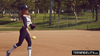 nikki giavasis hot