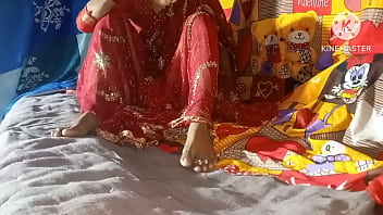 www boy and girl kiss com